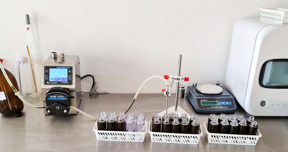 Peristaltic Pump Used in E-Liquid Filling